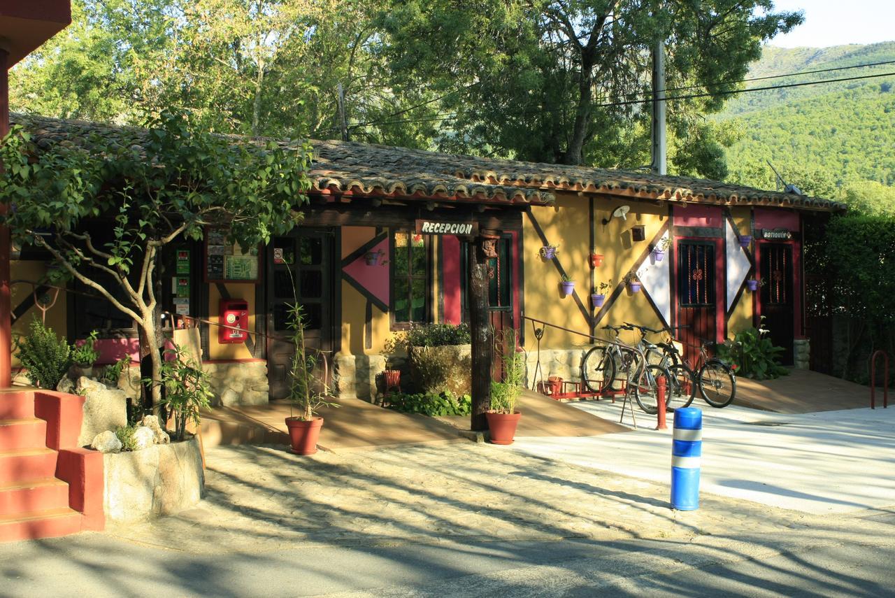 Camping El Pinajarro Hervás Exteriör bild