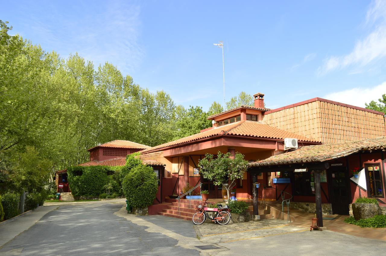 Camping El Pinajarro Hervás Exteriör bild