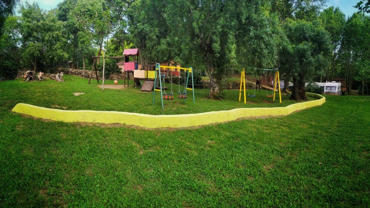 Camping El Pinajarro Hervás Exteriör bild